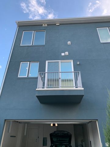 6226 W BIRCH RUN RD, South Jordan, UT 84009