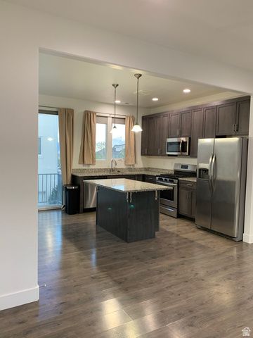 6226 W BIRCH RUN RD, South Jordan, UT 84009