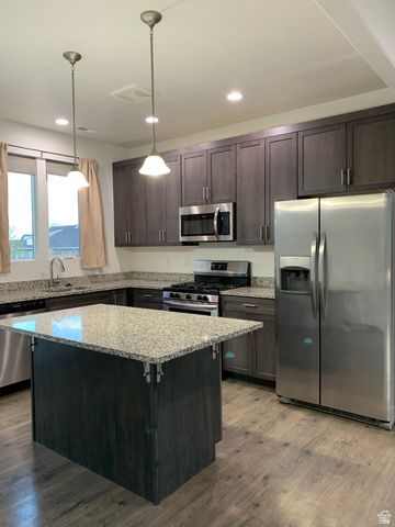 6226 W BIRCH RUN RD, South Jordan, UT 84009