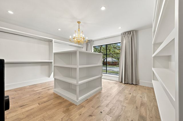 6915 Stefani Drive, Dallas, TX 75225