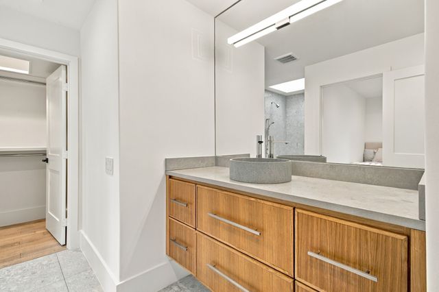 6915 Stefani Drive, Dallas, TX 75225