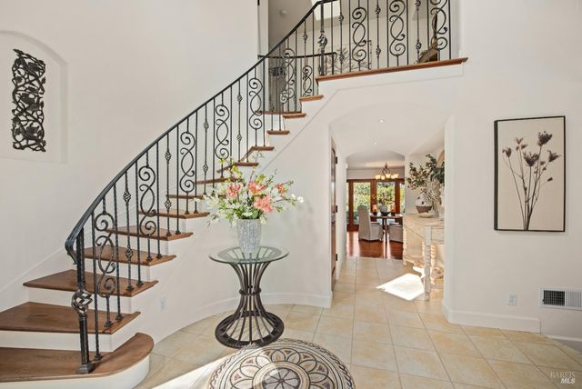 2405 Lewis Dr, Sebastopol, CA 95472