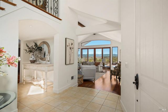 2405 Lewis Dr, Sebastopol, CA 95472