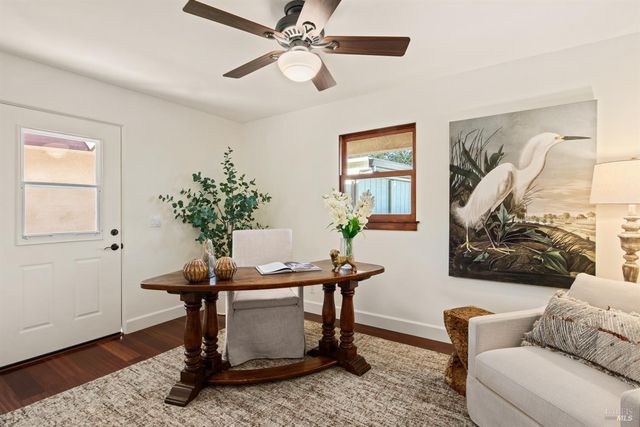 2405 Lewis Dr, Sebastopol, CA 95472