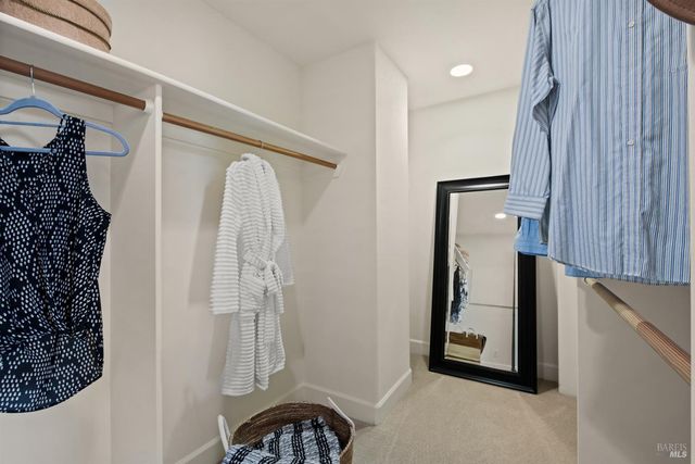 2405 Lewis Dr, Sebastopol, CA 95472