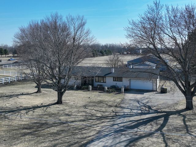 47W185 Kelley Road, Hampshire, IL 60140