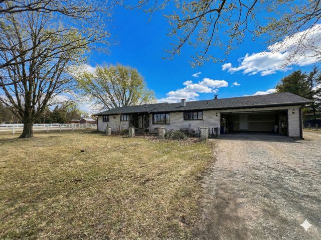 47W185 Kelley Road, Hampshire, IL 60140