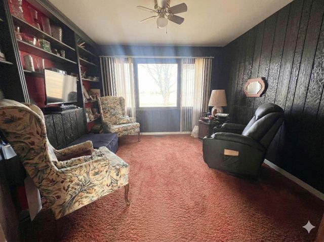 47W185 Kelley Road, Hampshire, IL 60140