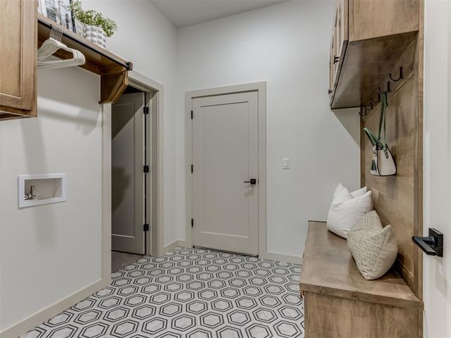 5709 NW 154th Terrace, Edmond, OK 73013