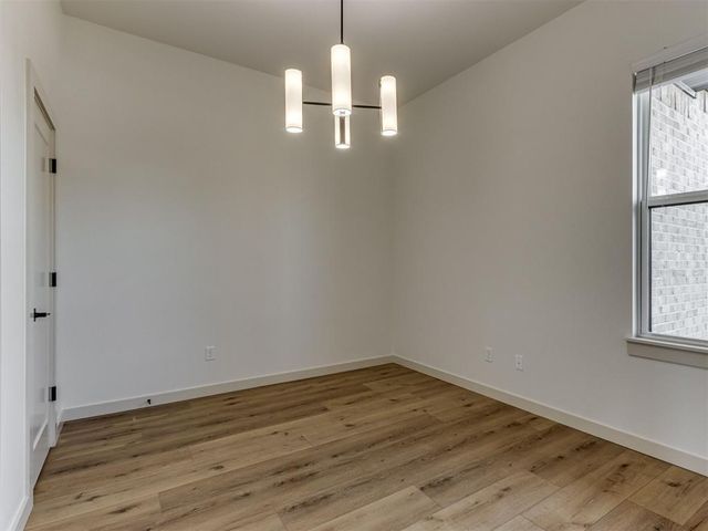 5709 NW 154th Terrace, Edmond, OK 73013