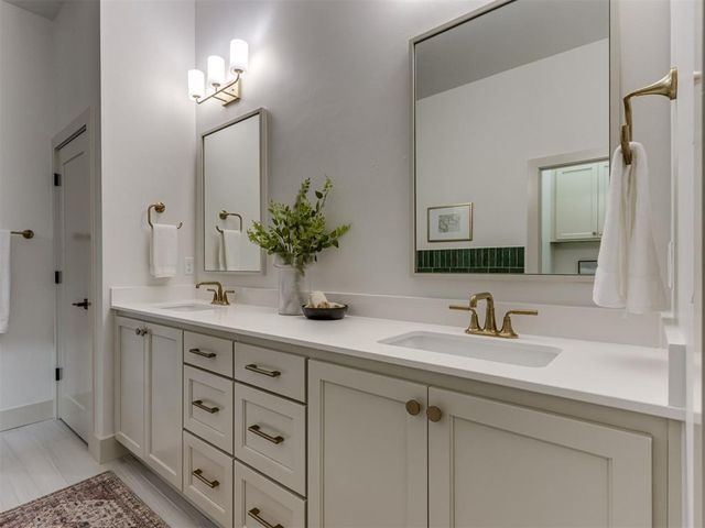 5709 NW 154th Terrace, Edmond, OK 73013