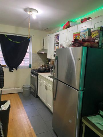 801 E 163rd Street, Bronx, NY 10456