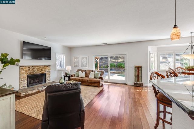 25 Westbourne Court, Danville, CA 94506