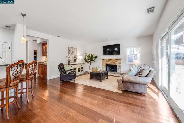 25 Westbourne Court, Danville, CA 94506