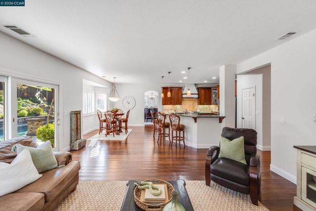 25 Westbourne Court, Danville, CA 94506