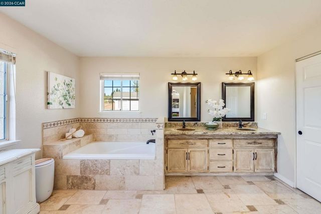 25 Westbourne Court, Danville, CA 94506