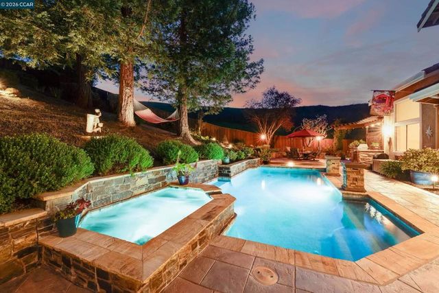 25 Westbourne Court, Danville, CA 94506