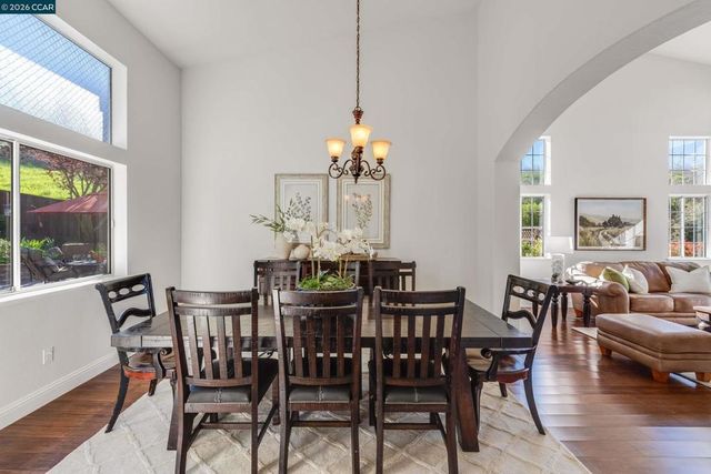 25 Westbourne Court, Danville, CA 94506