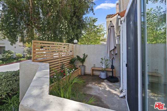 4240 Lost Hills Road 903, Agoura Hills, CA 91301
