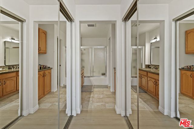 4240 Lost Hills Road 903, Agoura Hills, CA 91301