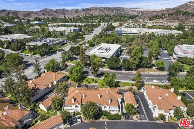 4240 Lost Hills Road 903, Agoura Hills, CA 91301