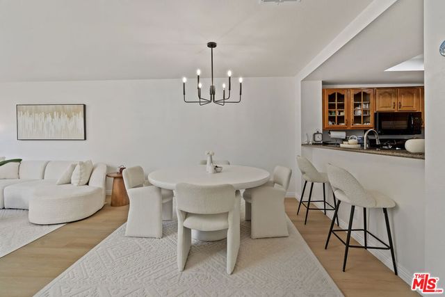 4240 Lost Hills Road 903, Agoura Hills, CA 91301