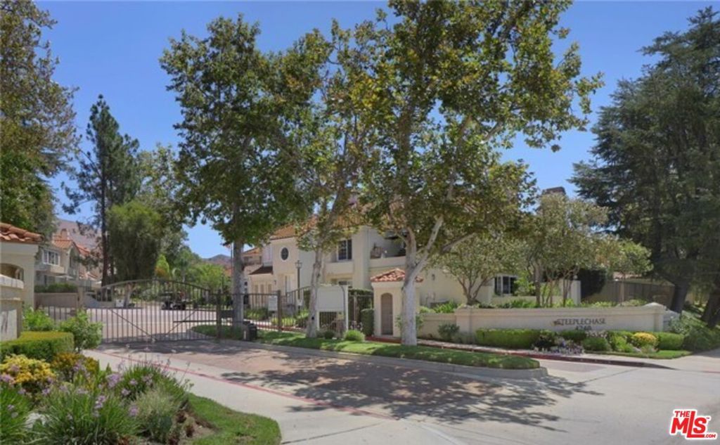 4240 Lost Hills Road 903, Agoura Hills, CA 91301 — photo 2
