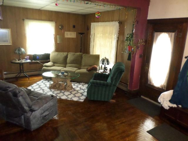 203 George Street, Kendall, WI 54638