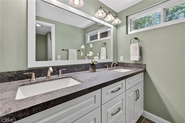 25 Cheyenne, Irvine, CA 92604