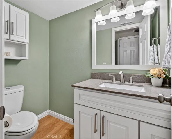 25 Cheyenne, Irvine, CA 92604