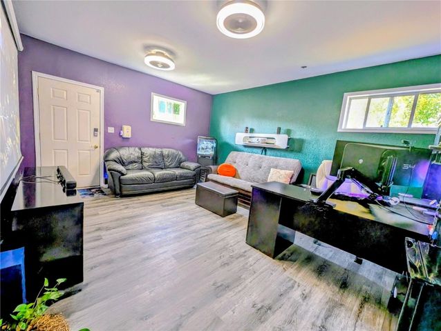 1215 Prairieview Drive NE, Cedar Rapids, IA 52402