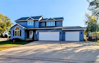 1215 Prairieview Drive NE, Cedar Rapids, IA 52402