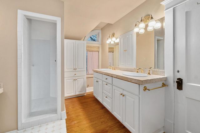 1502 Murray LN, Austin, TX 78703