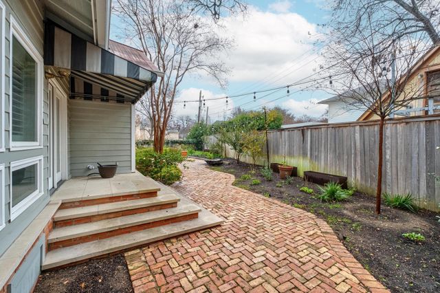 1502 Murray LN, Austin, TX 78703