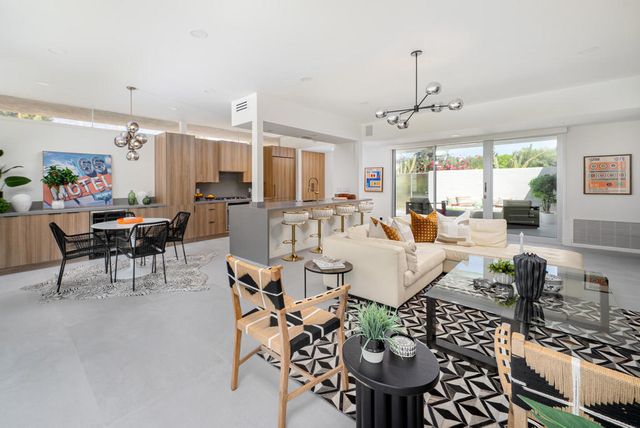 172 Desert Lakes Drive, Palm Springs, CA 92264