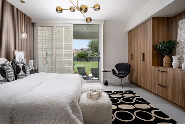 172 Desert Lakes Drive, Palm Springs, CA 92264