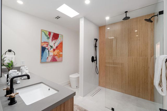 172 Desert Lakes Drive, Palm Springs, CA 92264