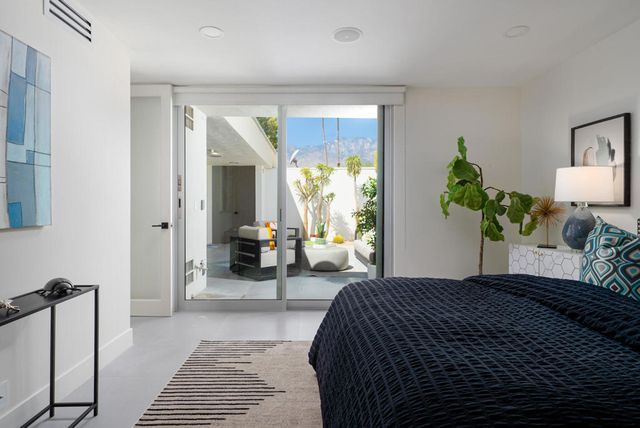 172 Desert Lakes Drive, Palm Springs, CA 92264