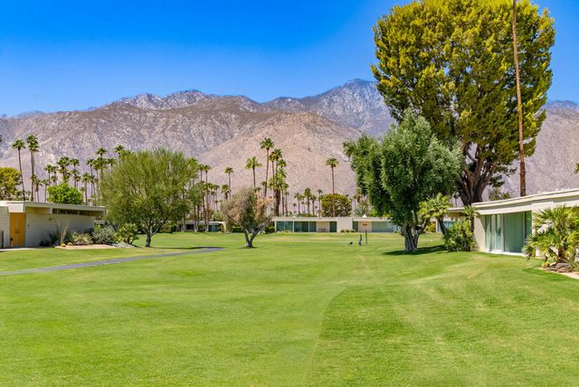 172 Desert Lakes Drive, Palm Springs, CA 92264