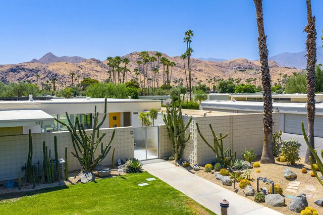 172 Desert Lakes Drive, Palm Springs, CA 92264