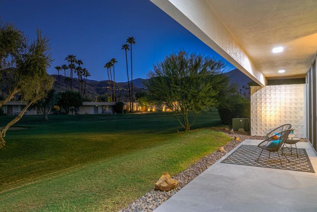 172 Desert Lakes Drive, Palm Springs, CA 92264