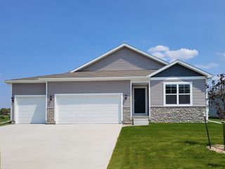 1122 33RD Court SW, Altoona, IA 50009