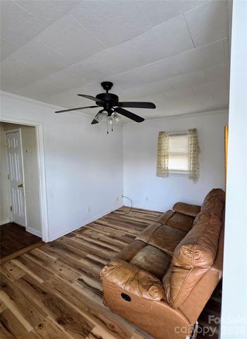 833 Dennis Street, Troy, NC 27371