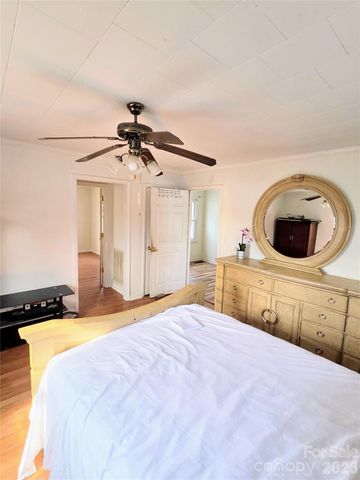 833 Dennis Street, Troy, NC 27371