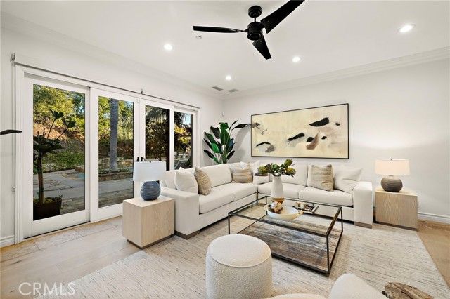 10710 Plumas Way, Tustin, CA 92782