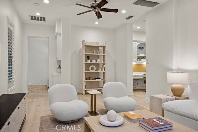 10710 Plumas Way, Tustin, CA 92782