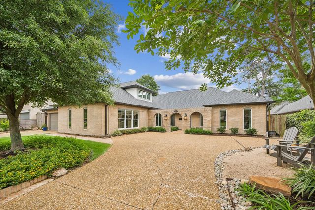1059 Candlelight Lane, Houston, TX 77018