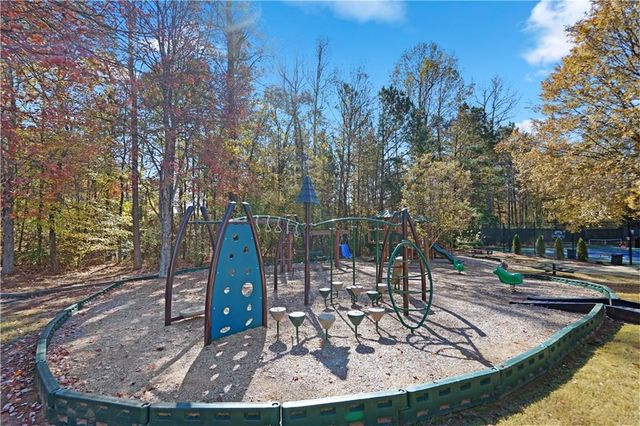 1041 Heritage Valley Road, Norcross, GA 30093