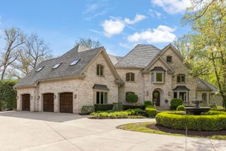 1S370 Winfield Road, Wheaton, IL 60189