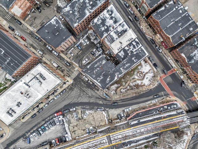 80 Wingate St 2F, Haverhill, MA 01832